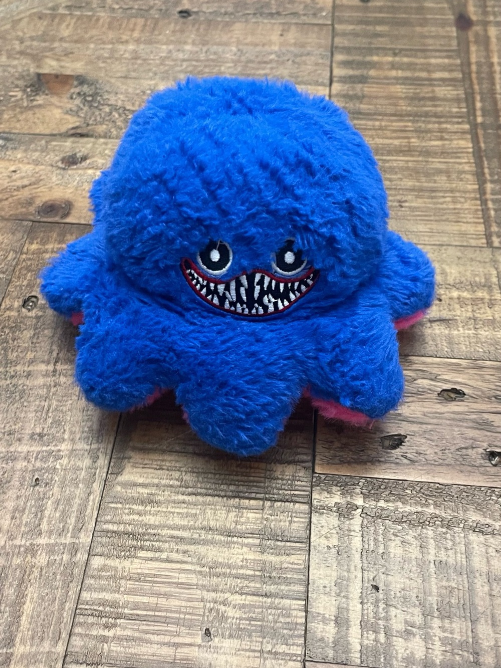 reversible Huggy Wuggy and Kissy Missy octopus plush toy